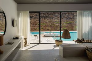 Woonvoorbeeld Bungalow Suite met gedeeld zwembad (SPLIT LEVEL)