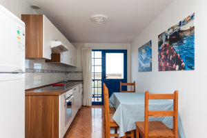 Woonvoorbeeld 3-kamerappartement (family) met zwembadzicht