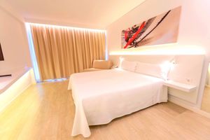 Els Pins Resort & Spa