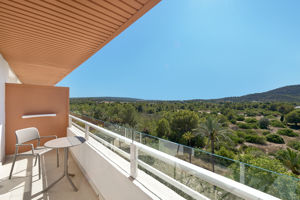 Woonvoorbeeld suite met bergzicht