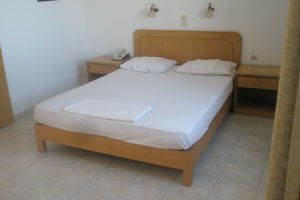 Fly & Go Adonis Hotel