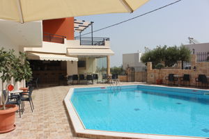 Fly & Go Kristi Appartements