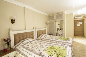 Fly & Go Basar Hotel