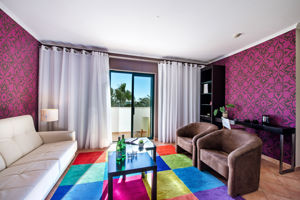 Fly & Go Vale d'el Rei Suites & Villa's Hotel