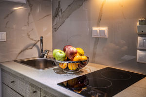 Fly & Go Mary & Mary Royal