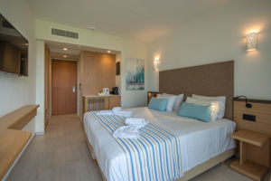 Fly & Go Minos Hotel