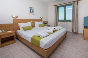 Fly & Go Mitos Village