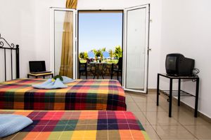 Fly & Go Real Palace