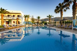 Fly & Go Stelios Gardens