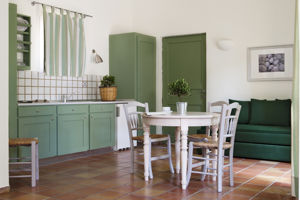 Fly & Go Candia Park Village