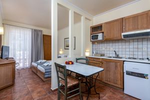 Fly & Go Aegean Houses