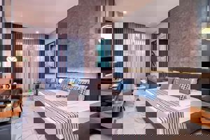 The Norm Collection Door'a