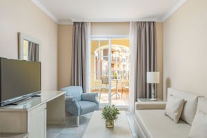 Fly & Go Iberostar Waves Malaga Playa