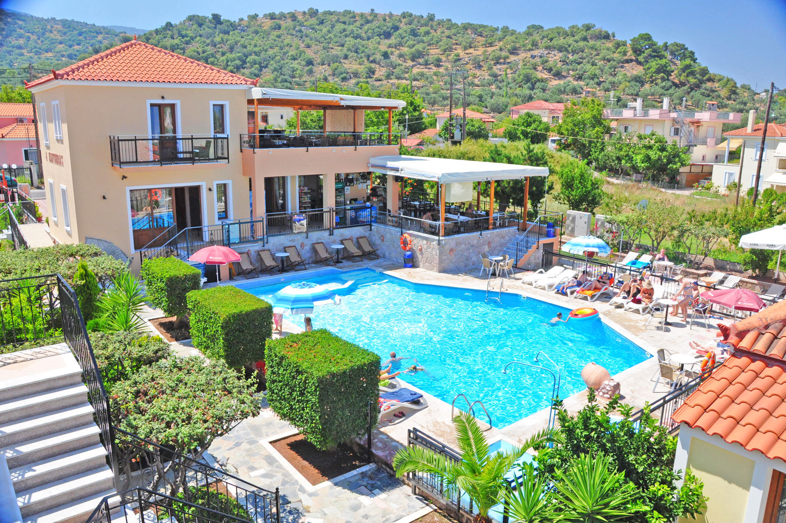 Fly & Go Christina's Gardens