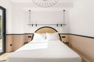 Fly & Go 13 Keys Suites