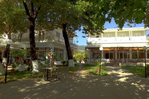 Fly & Go Avra Beach Hotel