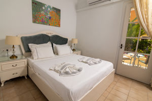 Fly & Go Michaelia Hotel