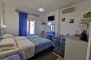 Fly & Go Anthis Studios