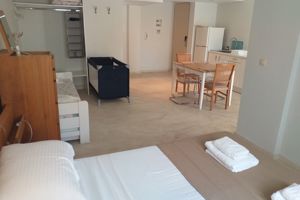 Fly & Go Aphrodite Samos Suites