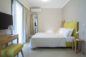 Fly & Go Zisis Suites