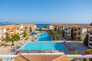 Fly & Go Alykanas Village