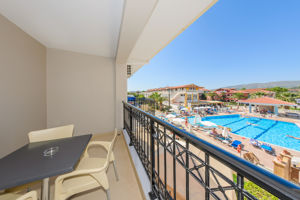 Fly & Go Karras Hotel