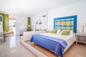 Fly & Go Belvedere Luxury Suites