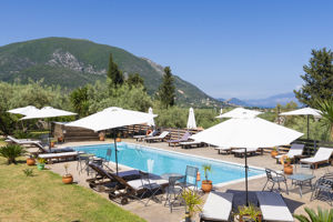 Fly & Go Golden Sun Villas