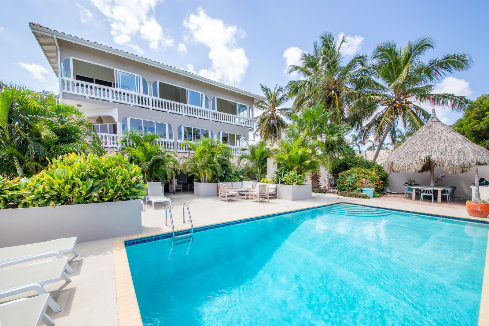 JT Curaçao Apartments