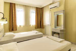 Fly & Go Sailor Apart