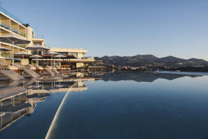 Fly & Go NIKO Seaside Resort MGallery