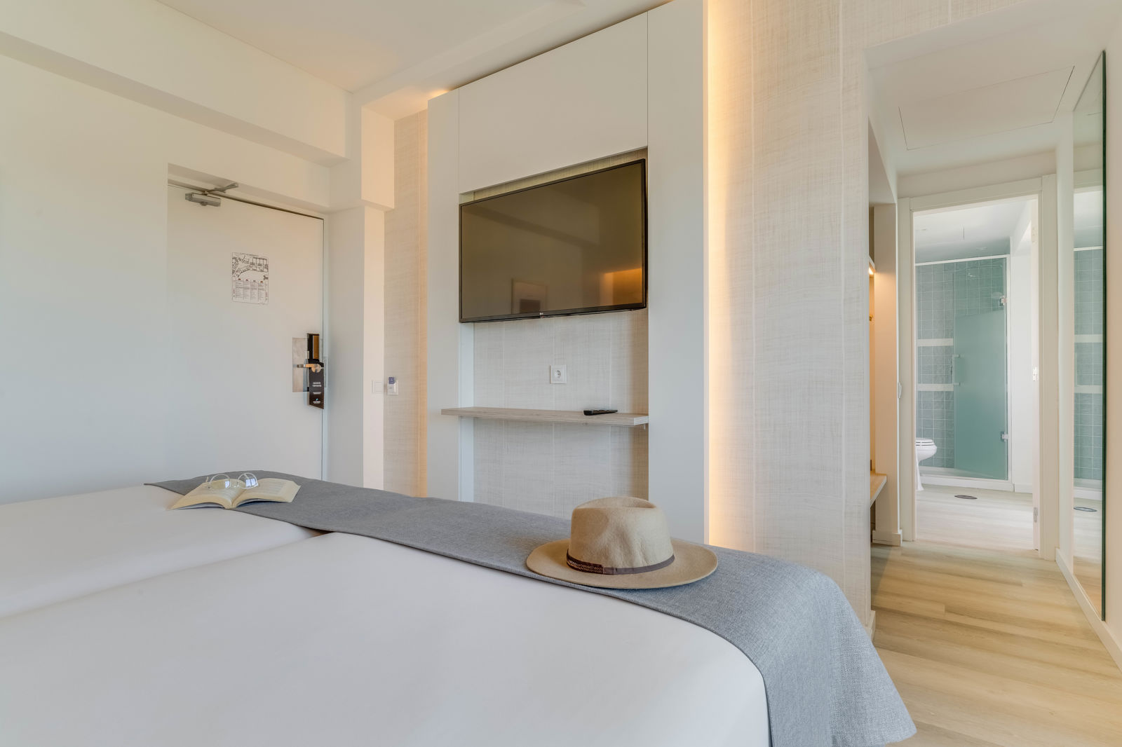 Pestana Blue Alvor Beach slide 5