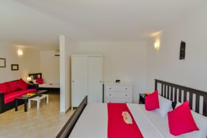 White Paradise Boutique Resort