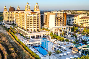 Fly & Go J'adore Deluxe Hotel & Spa