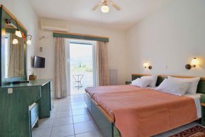 Fly & Go Konaki Hotel