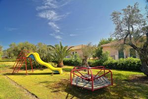 Fly & Go Konaki Hotel