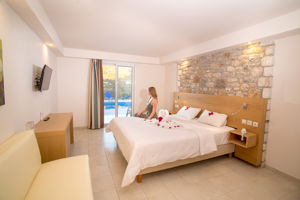 Fly & Go Aegean View Aqua Resort 