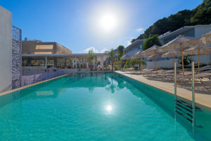 Fly & Go Oceanis Park Hotel 