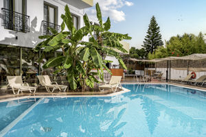 Fly & Go Adele Residence