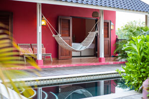 Woonvoorbeeld Red Cottage met tuinzicht