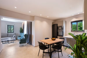 Woonvoorbeeld: 3-kamerappartement met privezwembad