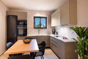 Woonvoorbeeld: 3-kamerappartement met privezwembad