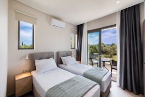 Woonvoorbeeld: 4-kamervilla met privezwembad