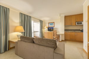 Interpass Vau Hotel & Apartments