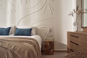 Woonvoorbeeld Suite met zeezicht en bubbelbad