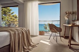 Woonvoorbeeld Superior Suite met zeezicht en bubbelbad