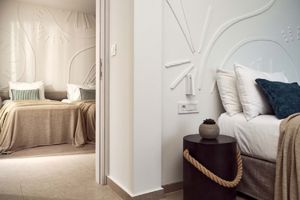 Woonvoorbeeld Superior Suite met zeezicht en bubbelbad