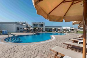 Royal Bay Apartments