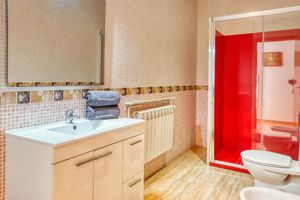 Villa Ashley Lloret de Mar (Inclusief VIP-Partypakket)