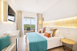 Ipanema Beach (ex Ipanema Park & Beach)